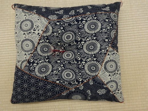 ワタセの手作り座布団　和柄の粋５枚組　　「藍三昧　刺し子」
